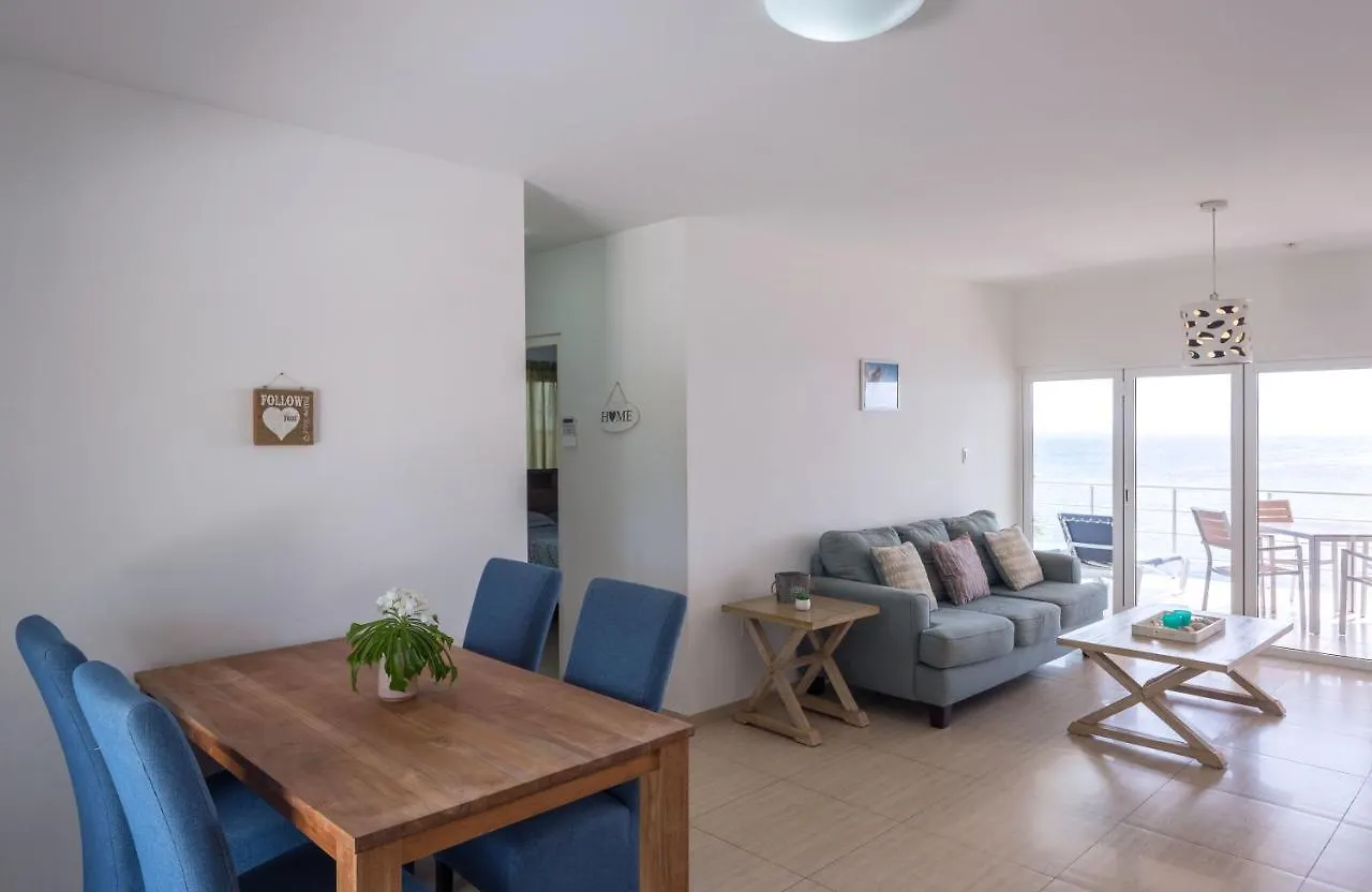 Whitehouse Lagun Apartments Κουρασάο