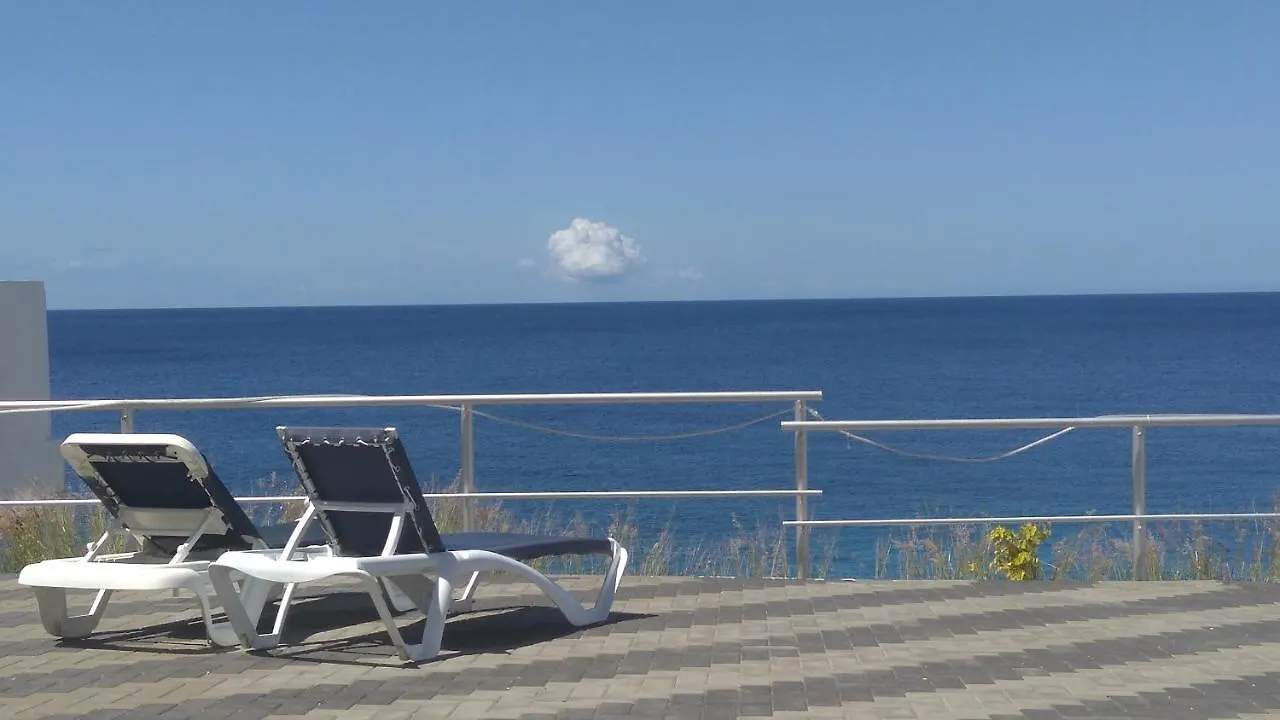 Whitehouse Lagun Apartments